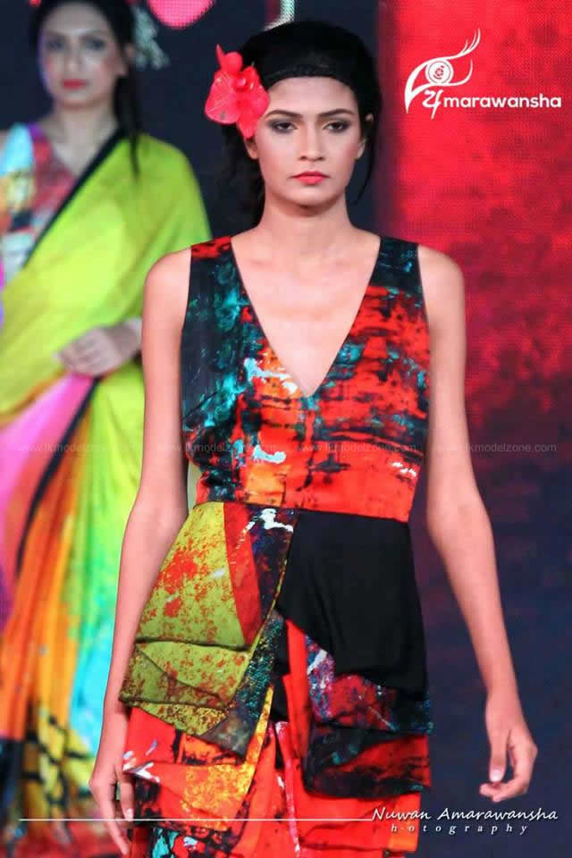 26805645405Colombo%20fashion%20week.jpg