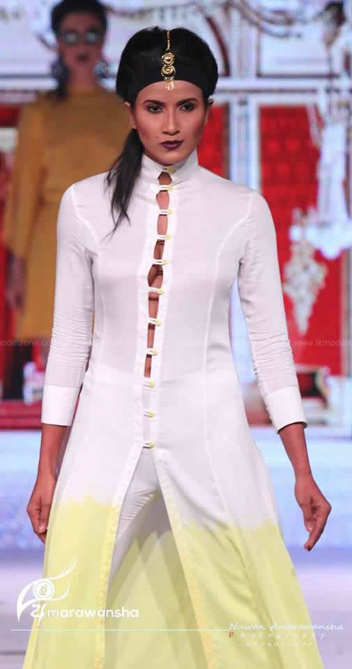 32528449118Colombo%20fashion%20week.jpg