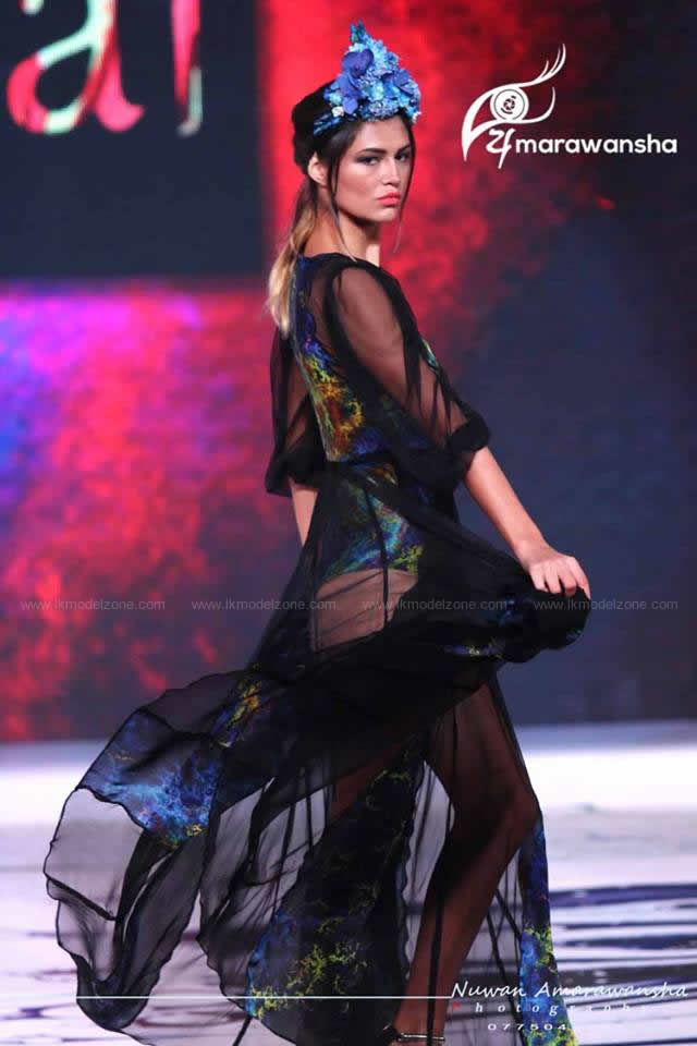 33424756714Colombo%20fashion%20week.jpg