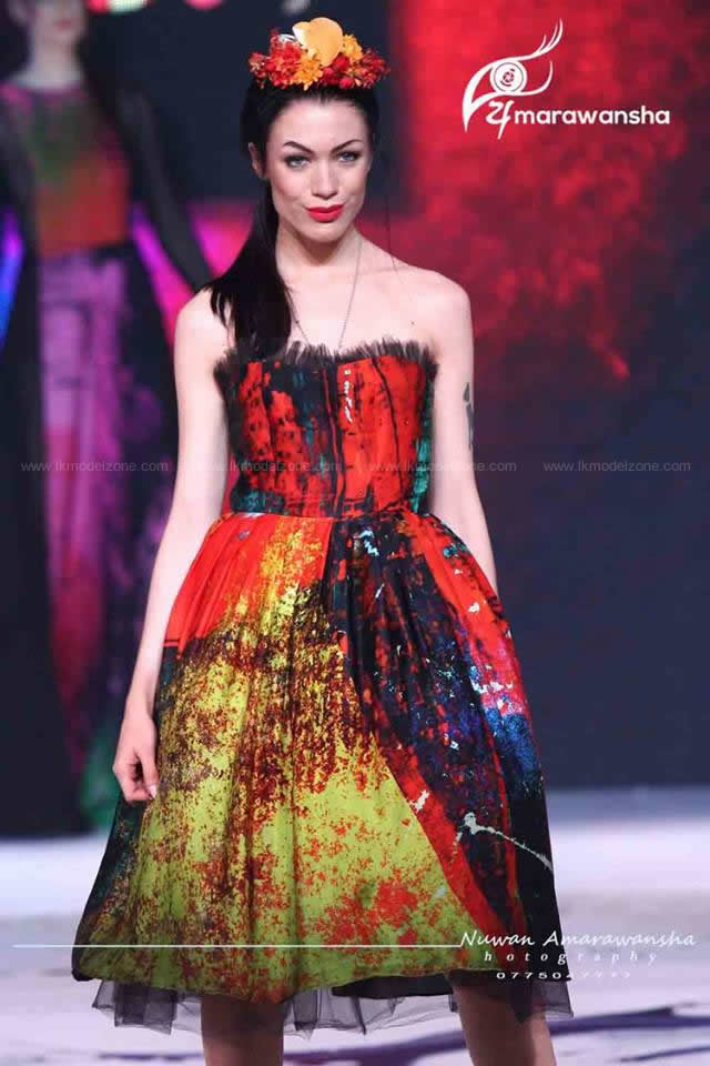 37370954309Colombo%20fashion%20week.jpg