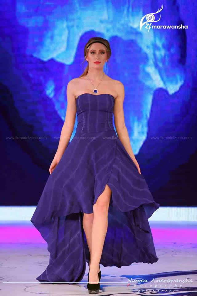 55923374801Colombo%20fashion%20week.jpg