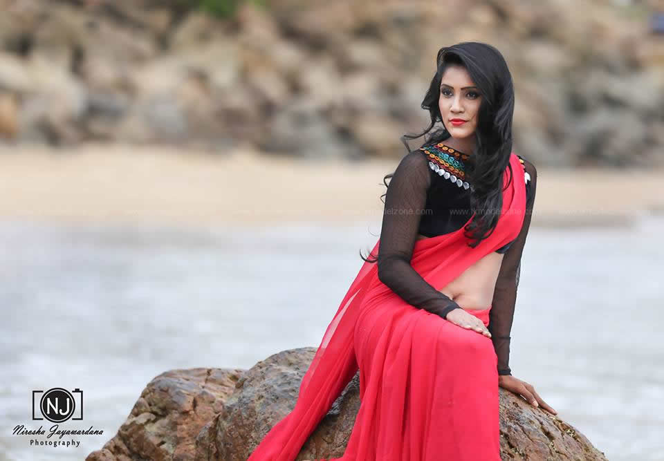 12535547101Kaumadi%20Perera.jpg