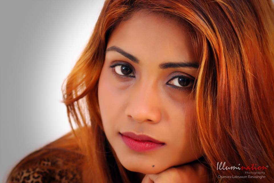 14192705706Isuri%20Hettiarachchi.jpg