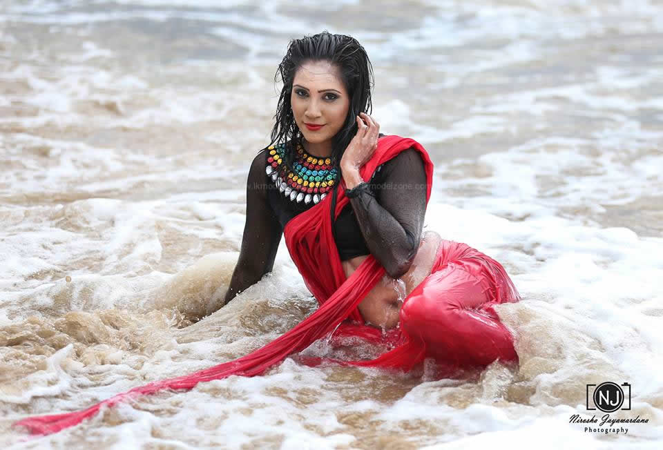 21675294702Kaumadi%20Perera.jpg
