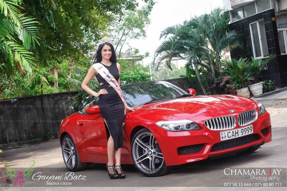 22053566404Melani.jpg