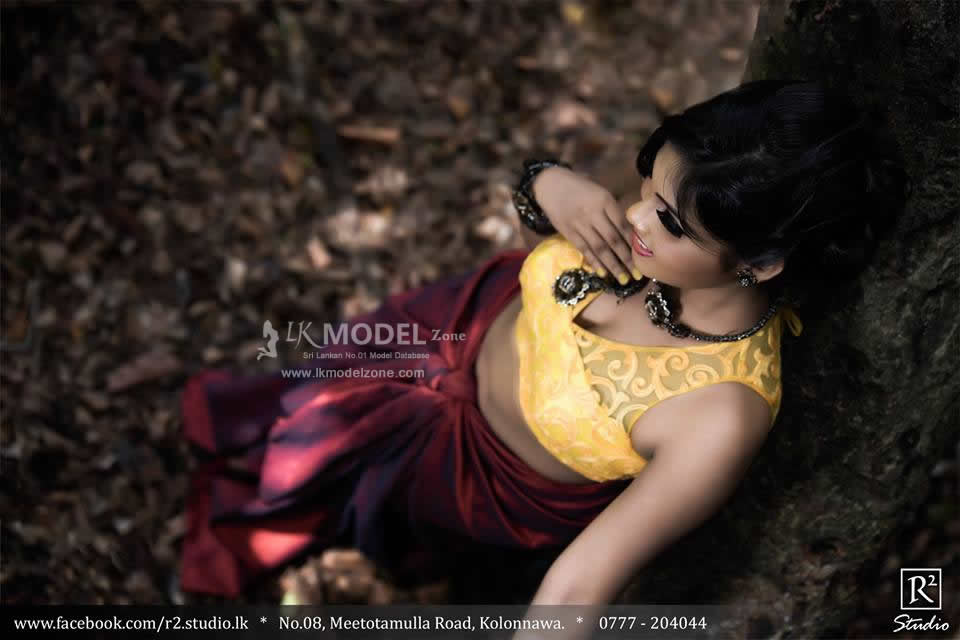 22612078902Inoshi%20Perera.jpg