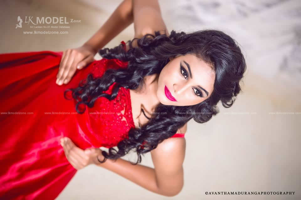 22621971301Nethra%20Weerasinghe.jpg