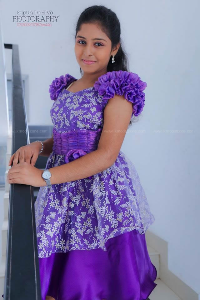 64803375904Oshani%20Sandeepa.jpg