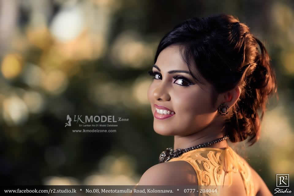71718340012Inoshi%20Perera.jpg