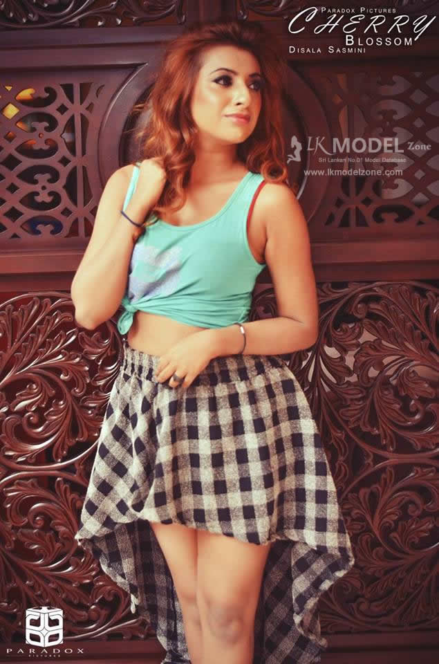 80045587308Disala%20Sasmini%20Samaraweera.jpg
