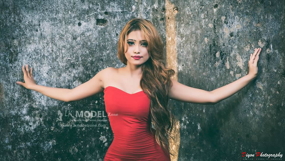 84791526401Natasha%20Roshel.jpg