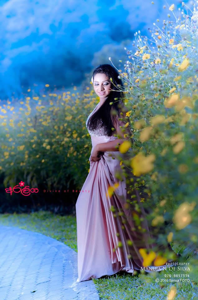 91309672008Jayani%20Chathurangika%20Weerasighe.jpg
