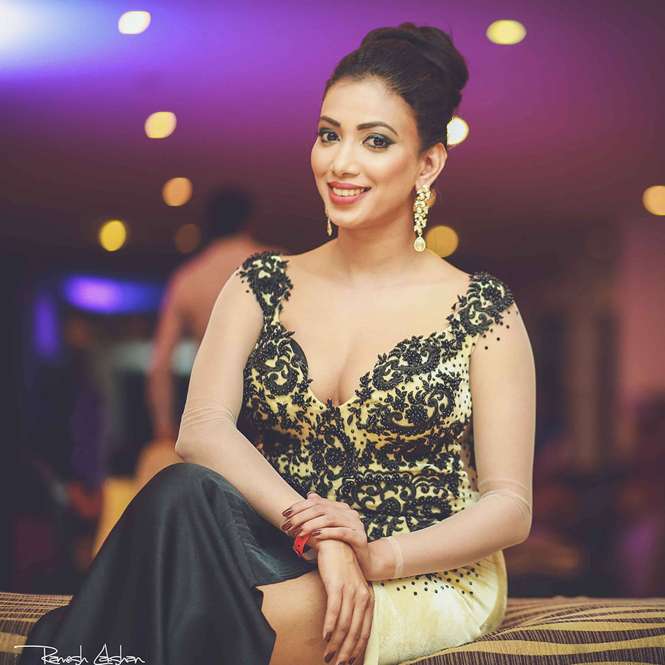 642453215NilwalaWishwamali.jpg